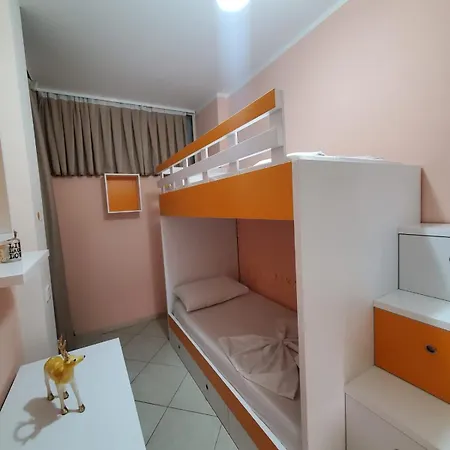 Apartment Apartmet *